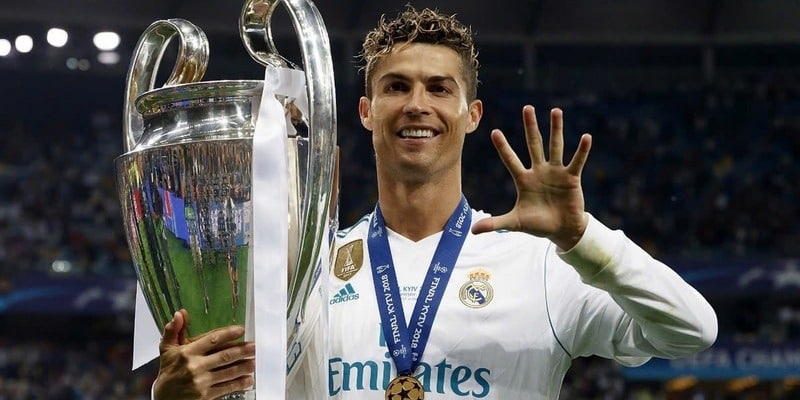 Cristiano Ronaldo và hành trình cán mốc 900 bàn thắng 1 CR7 là một trong những cầu thủ vĩ đại nhất mọi thời đại